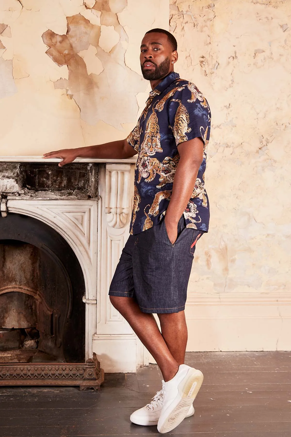 99 Tigers Hawaiian Shirt Blue in Seersucker