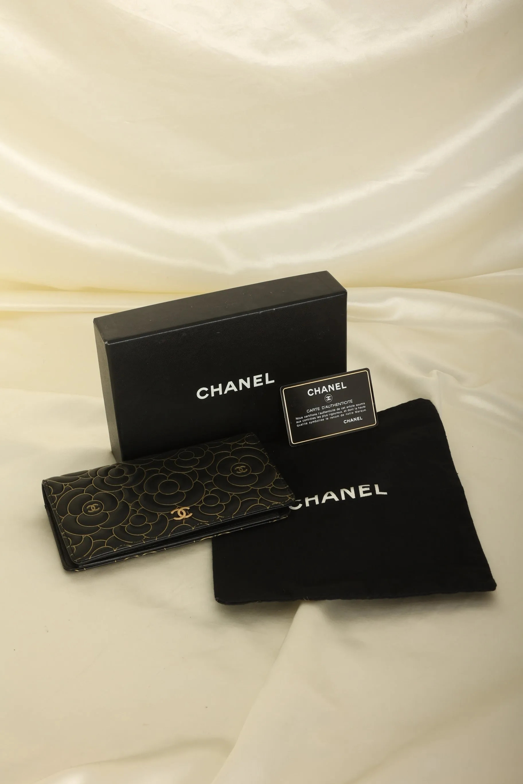 Chanel Camellia Wallet on Chain
