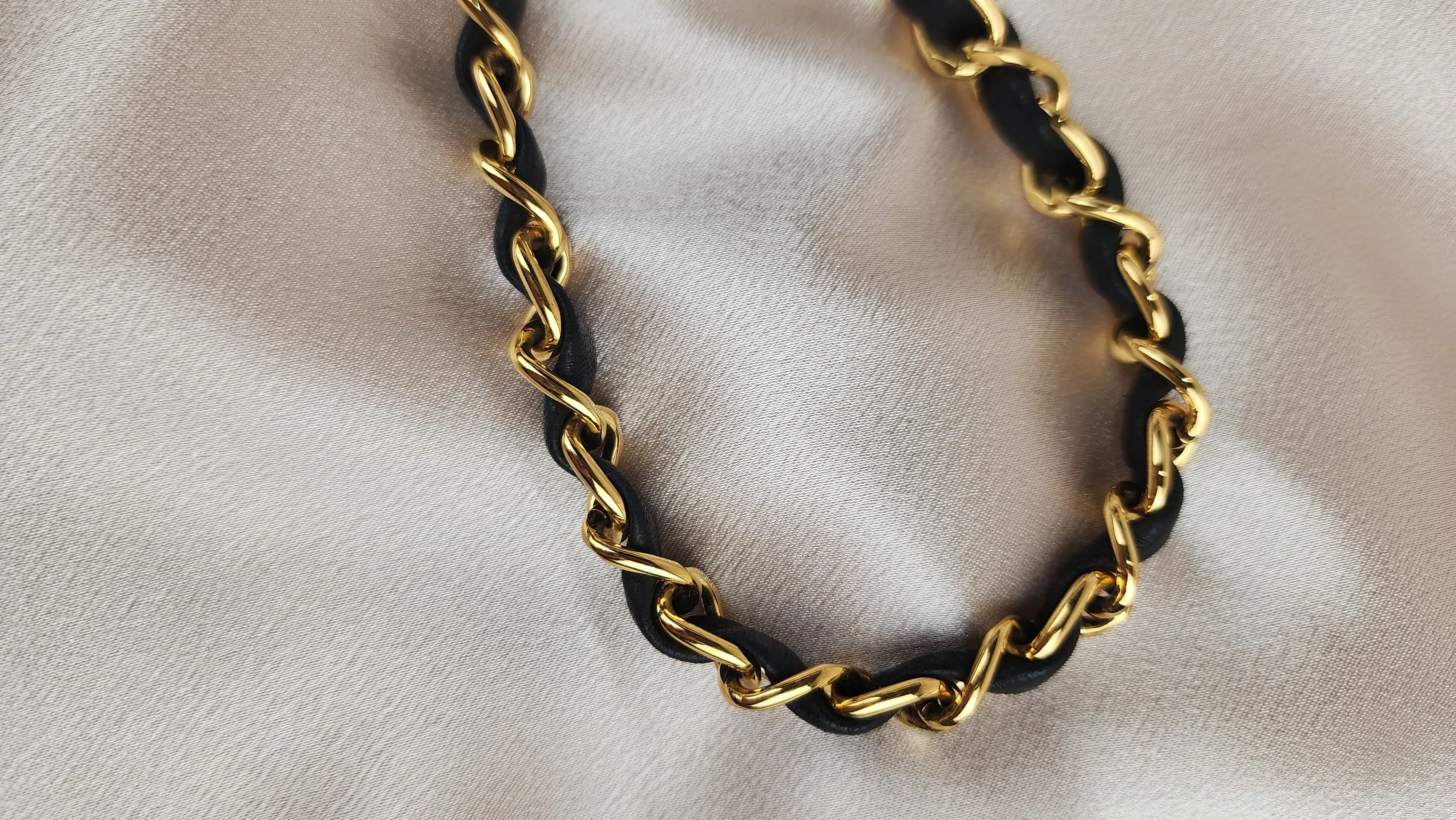 Chanel Matelasse Chain Lamb Skin Shoulder Bag - 844