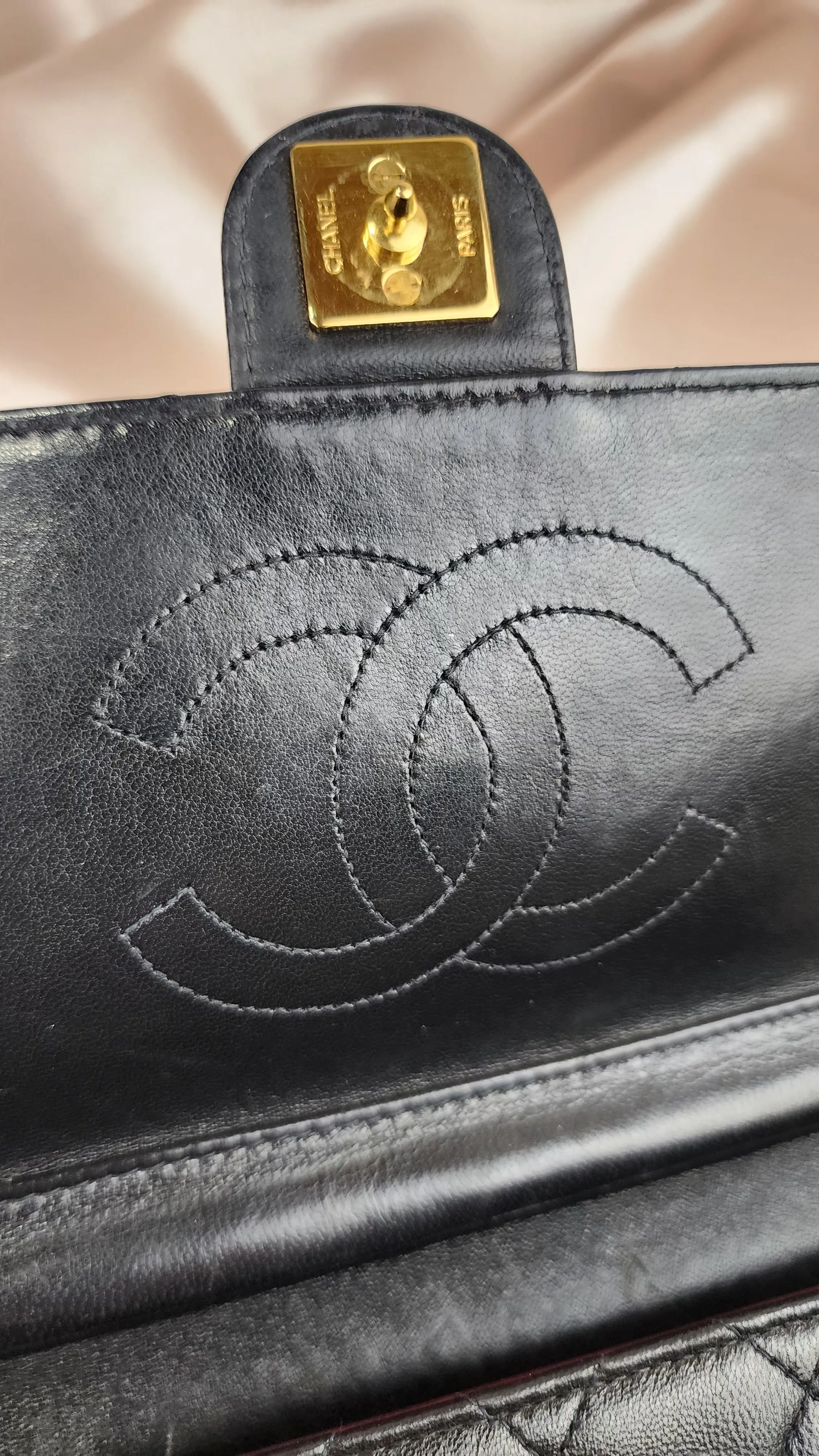 Chanel Matelasse Chain Lamb Skin Shoulder Bag - 844
