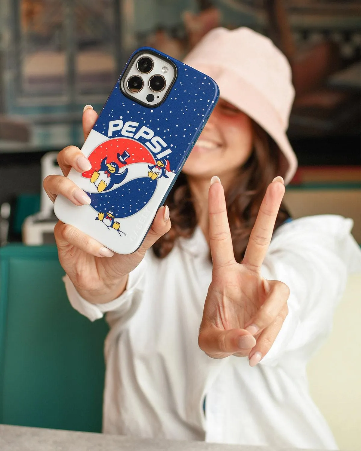 Penguin Party | Pepsi Wonderland Case