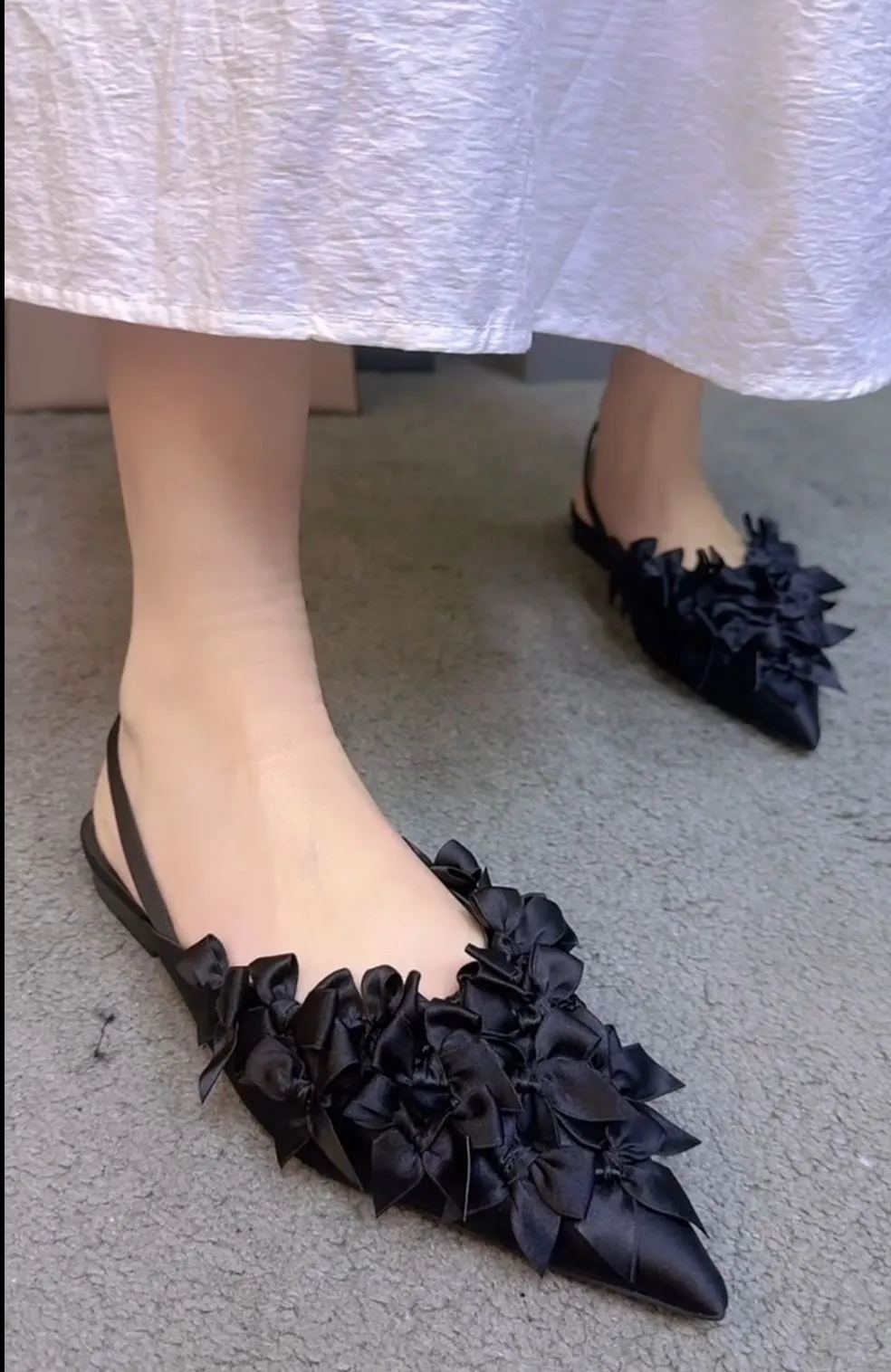 Silk bow pointed toe shoes